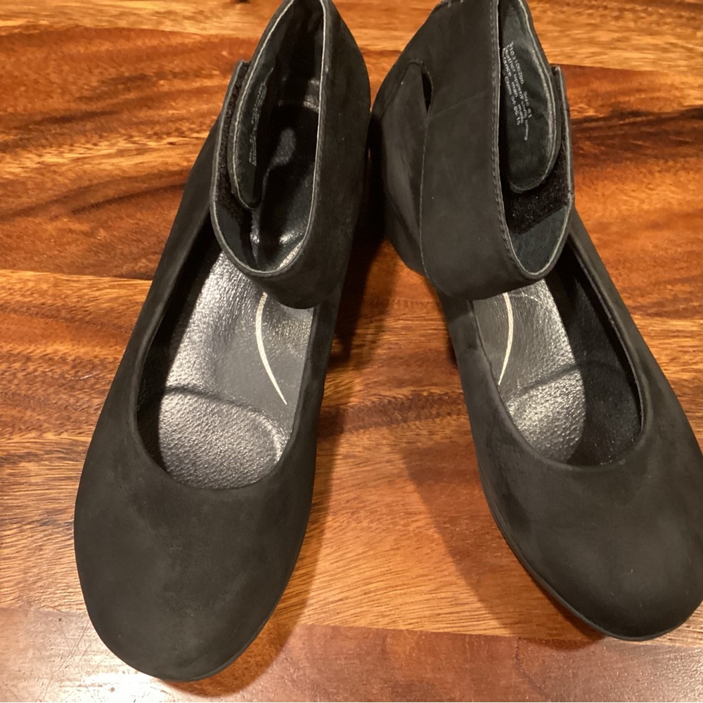 Dansko "Lulu"  black suede w/ Ankle Strap